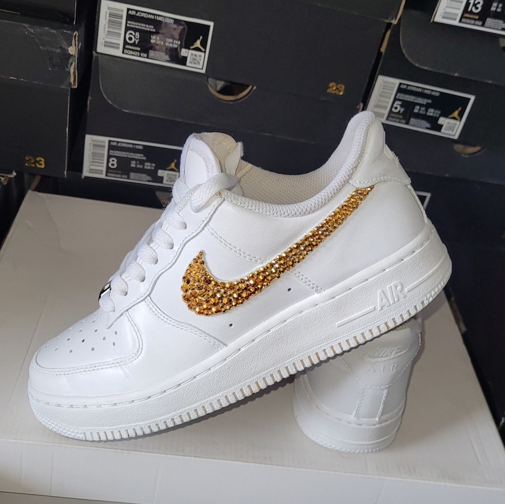 NIKE AIR FORCE1 "SWAROVSKI CUSTOMIZED" WOMEN'S US SIZE 8.5 GOOD COND